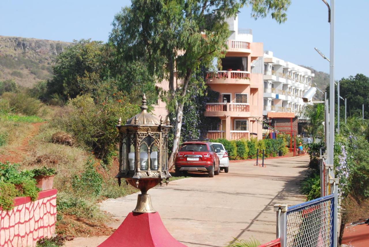 Willa Quinte Hills Residency Panchgani Zewnętrze zdjęcie